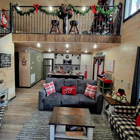 Lil Cabin In The Cove! Mtn Views, Theater, Hot Tub, Games, King Beds, Prime Location! Sevierville Luaran gambar