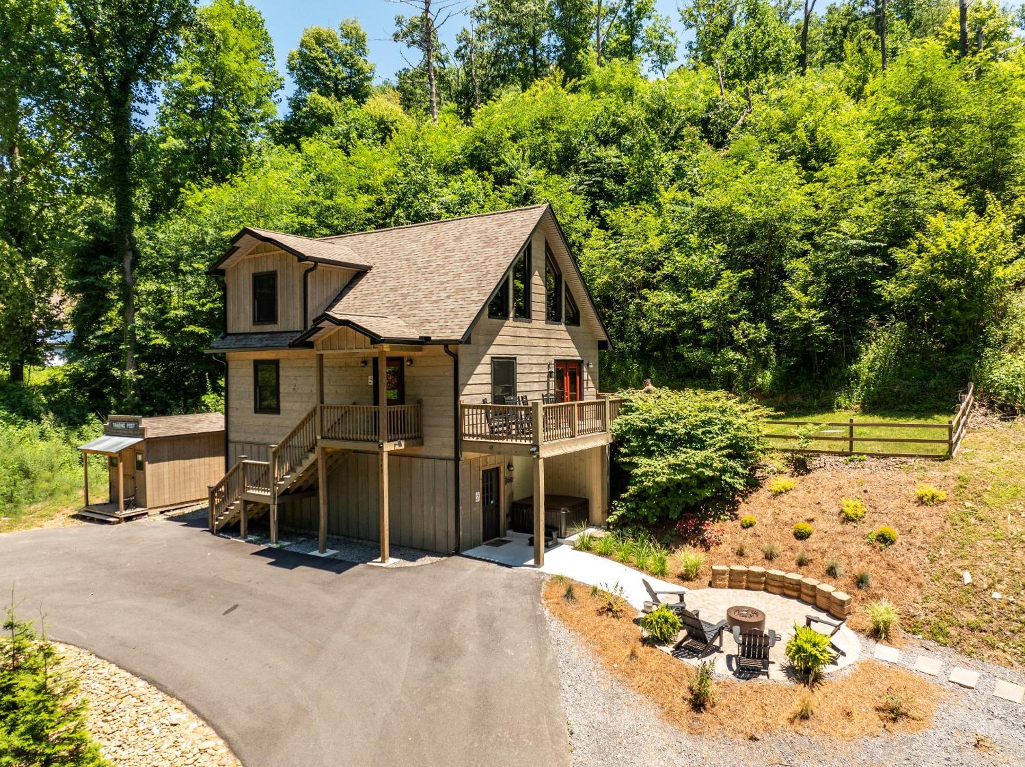 Lil Cabin In The Cove! Mtn Views, Theater, Hot Tub, Games, King Beds, Prime Location! Sevierville Luaran gambar