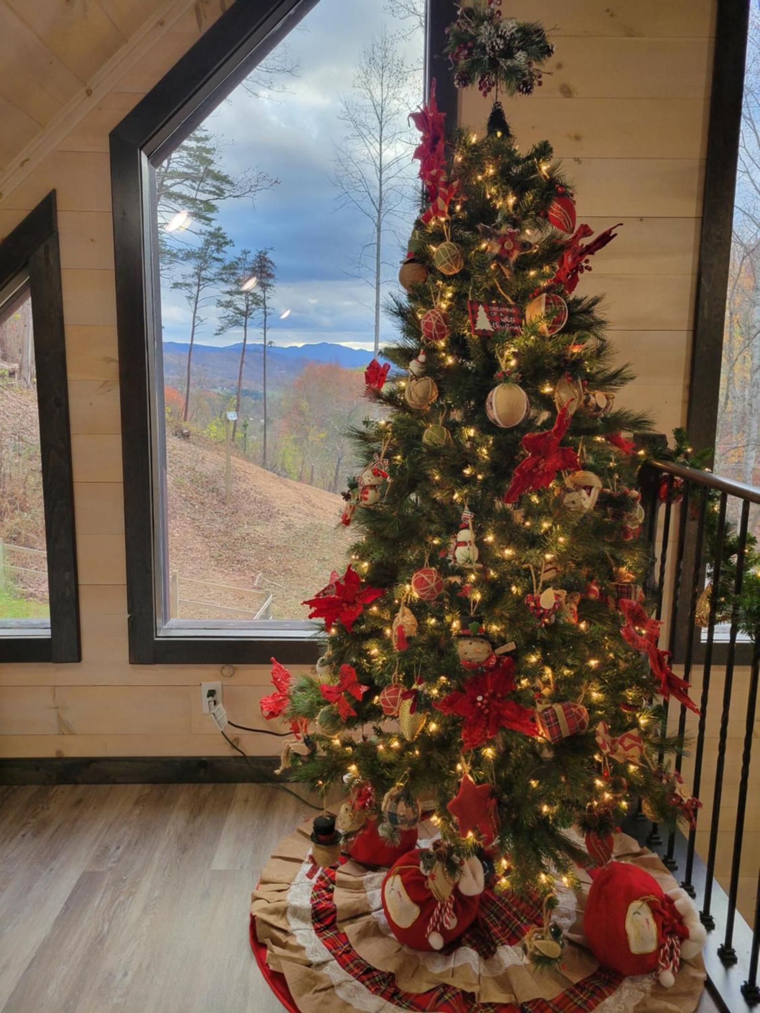 Lil Cabin In The Cove! Mtn Views, Theater, Hot Tub, Games, King Beds, Prime Location! Sevierville Luaran gambar